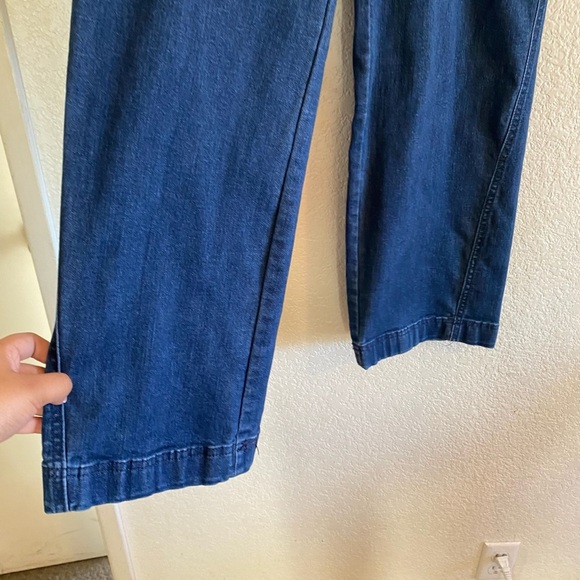 Women’s Denim Wide Leg Crop Pants in perfect condition. Size:6 - Picture 5 of 6